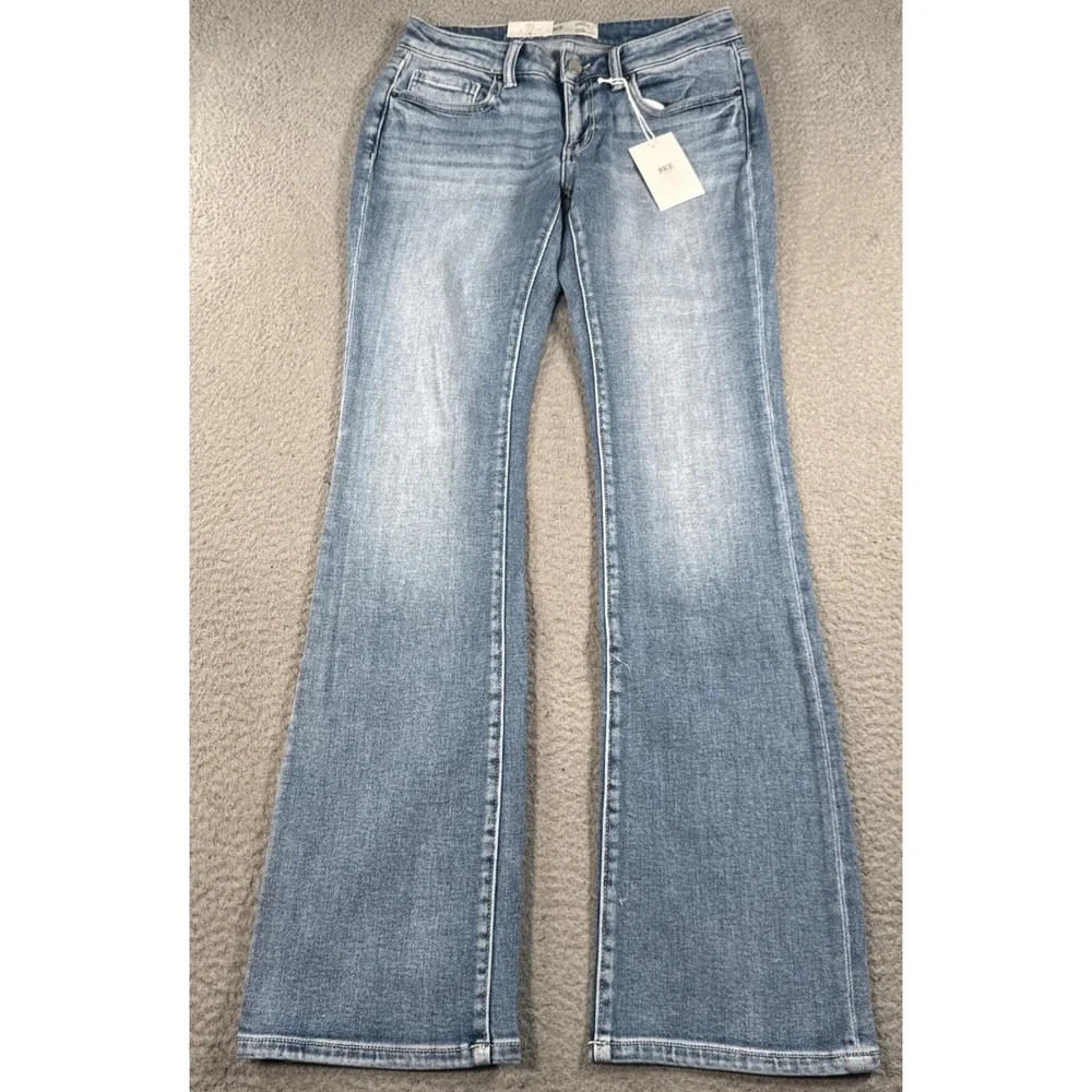 BKE Stella Jeans Womens 28L 28x34 Medium Wash Bootcut Slim Fit Low Rise Stretch - Picture 1 of 8